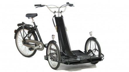 tricycle-electrique-pour-transporter-un-fauteuil-roulant.jpg